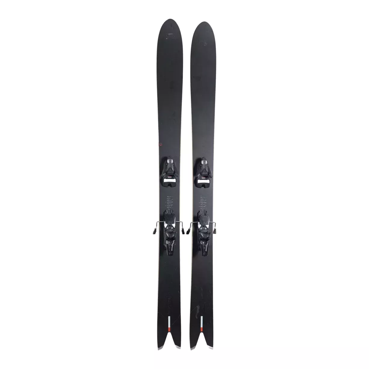 Season Forma Skis w/ Atomic Strive 14 GW Ski Bindings
